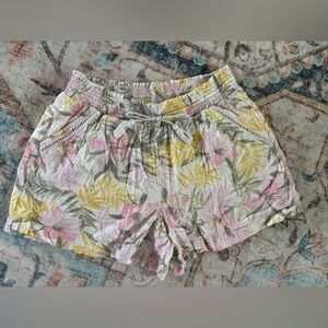Briggs Linen Floral pink and yellow pull on Shorts